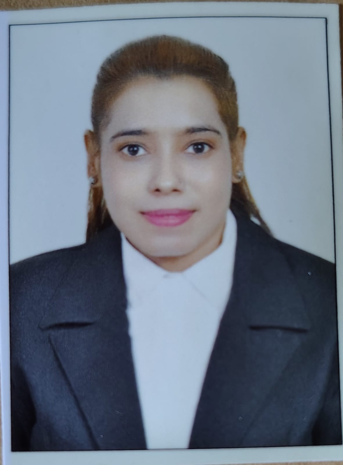 Adv. Shrutika Prakash